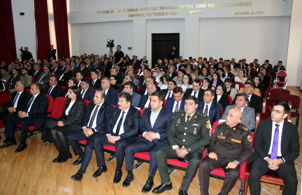 Daşkəsəndə Ümummilli Liderin 103-cü ildönümü münasibətilə tədbir keçirilib - FOTOLAR